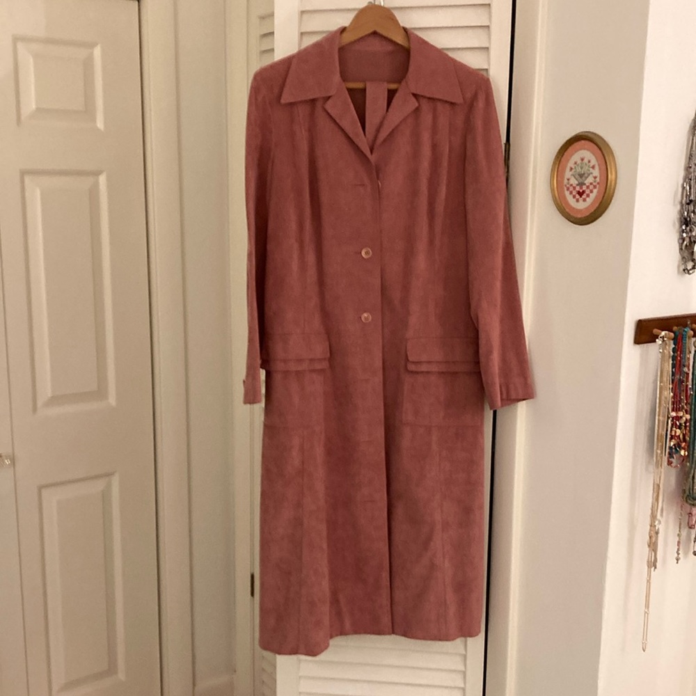 VINTAGE WOMAN’s ULTRA SEUDE COAT Size 12 Rose pink